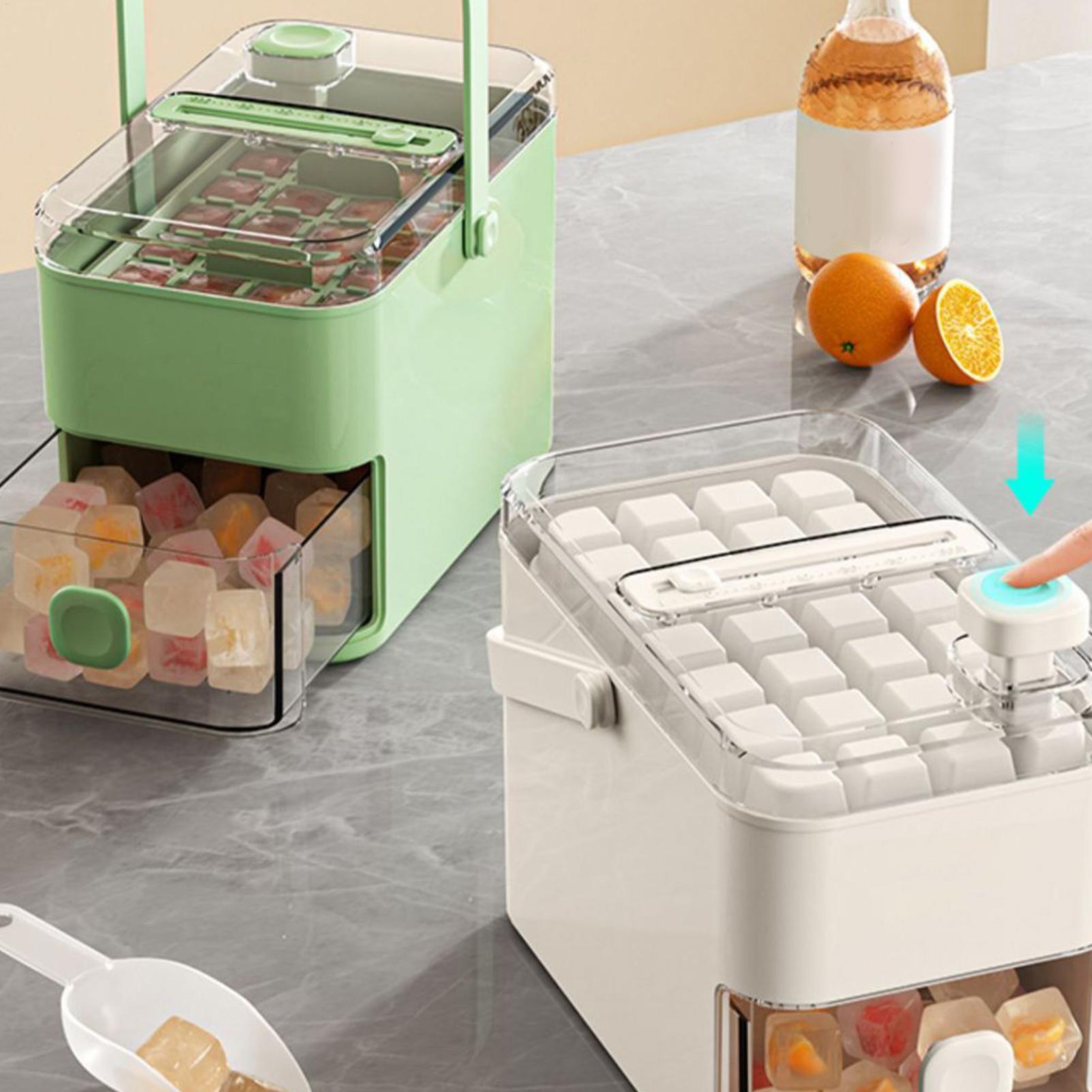 Coffee Equipment Tray - Forma do lodu z pojemnikiem, 56
